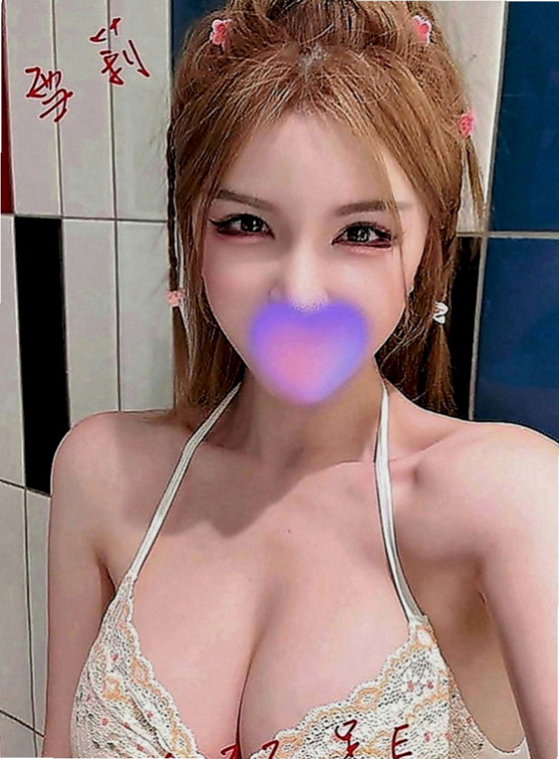 龍崎小姐外送：含萱 |英語老師|165cm|54kg|D罩杯|23歲|#大奶 #高挑 #氣質 #顏值高 #技術好 #前凸後翹