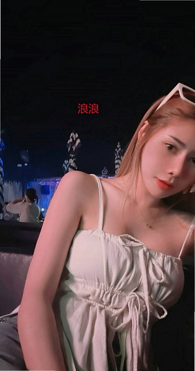 台南定點茶|全套服務：小丁 |學生妹妹|166cm|55kg|E罩杯|23歲|因為家境困難 出來賺錢 羞射等你幹 寂寞難耐
