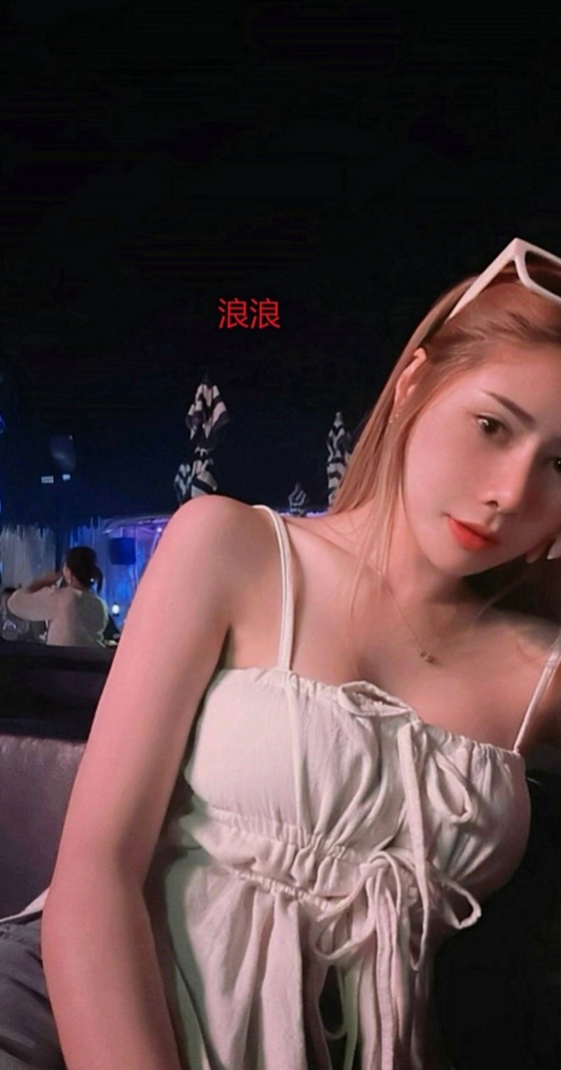 台南定點茶|全套服務：小丁 |學生妹妹|166cm|55kg|E罩杯|23歲|因為家境困難 出來賺錢 羞射等你幹 寂寞難耐