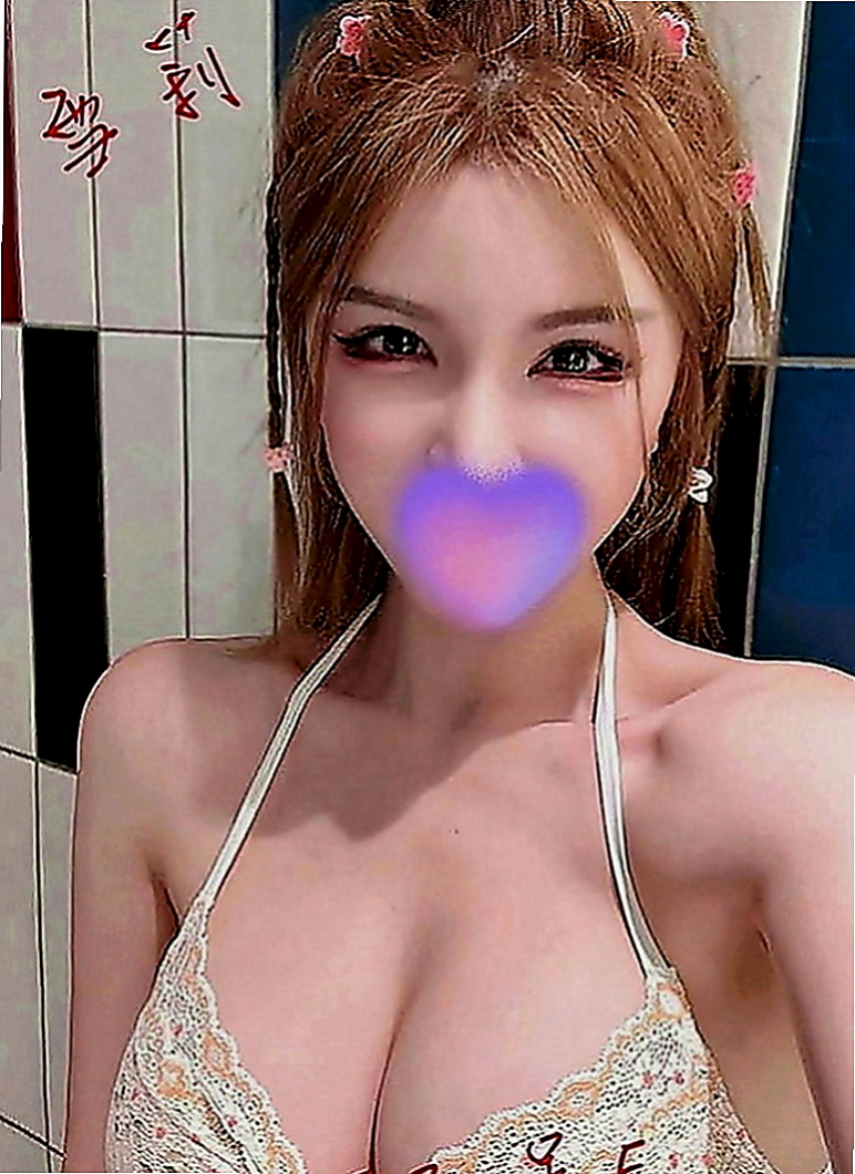 龍崎小姐外送：含萱 |英語老師|165cm|54kg|D罩杯|23歲|#大奶 #高挑 #氣質 #顏值高 #技術好 #前凸後翹