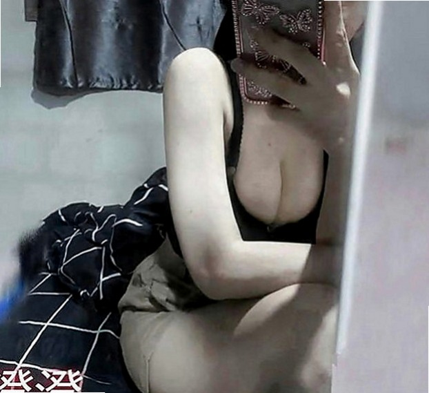 桃園外送茶|按摩：問雁 |艷麗中韓混血|170cm|50kg|C罩杯|20歲|服務內容：舔奶頭、舔蛋蛋、舔全身、共浴、作愛、蠢蠢欲動 妹妹屬於熱情open的個性 先出來做