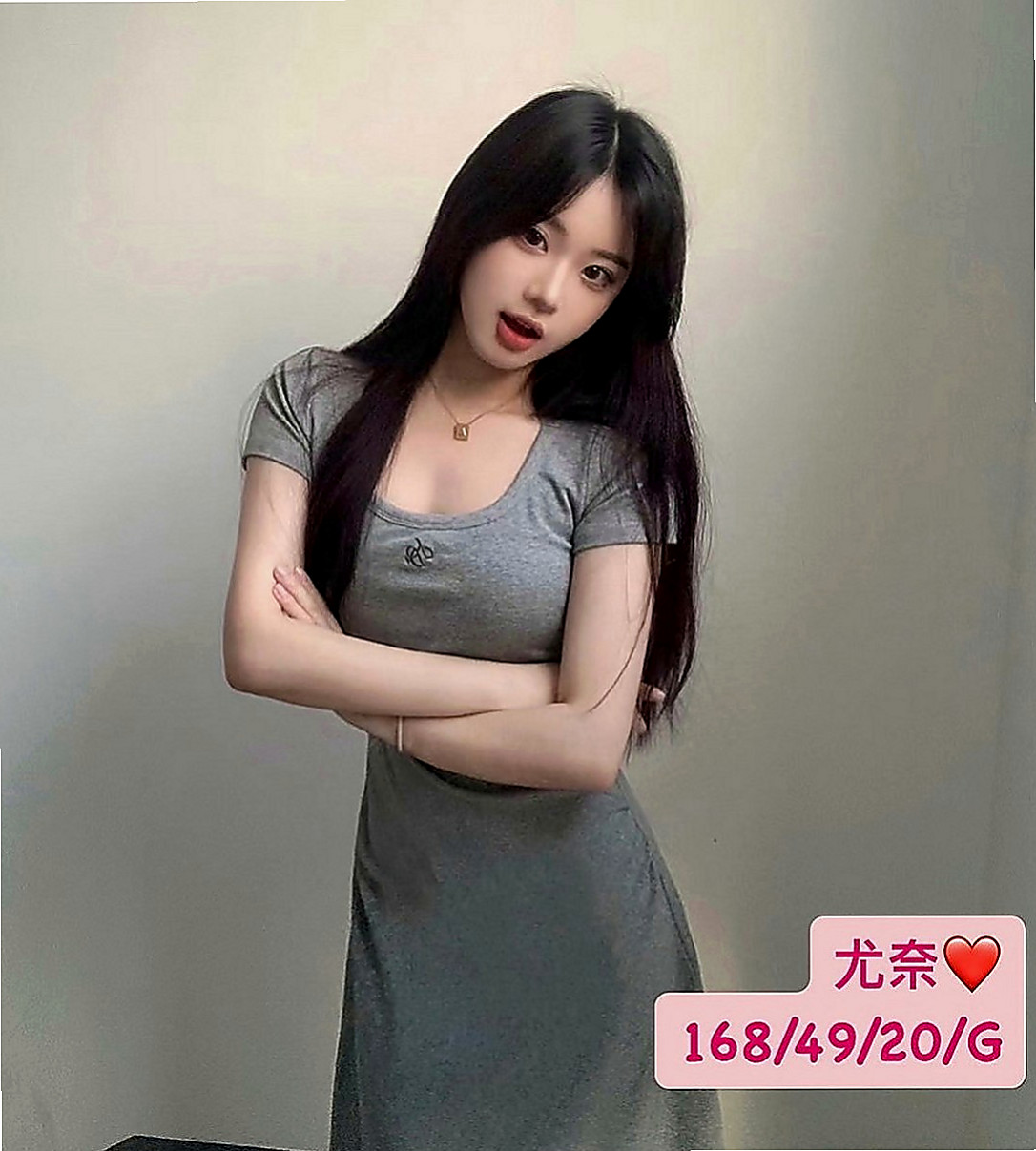 新竹外約茶|一夜情：依比 |乖乖妹|163cm|49kg|E罩杯|18歲|床上很有女朋友FU 口交 迷人的笑容.皮膚白.大眼.女人味十足..很會挑逗.